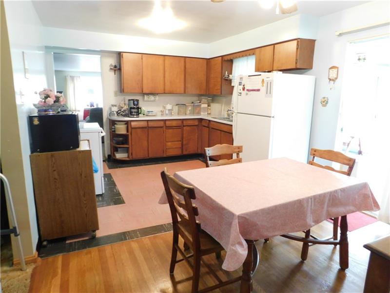 454 Beaver Street Rochester, PA 15074 - Photo 5 of 17