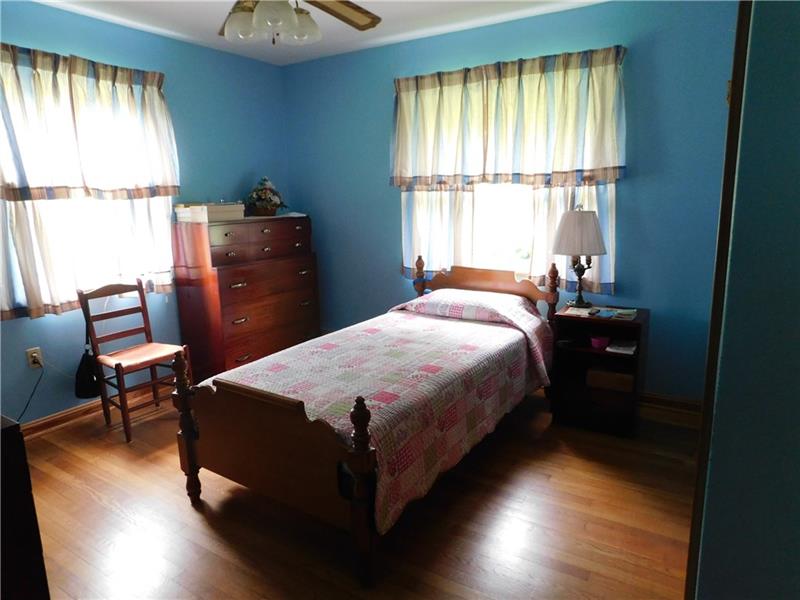 454 Beaver Street Rochester, PA 15074 - Photo 10 of 17