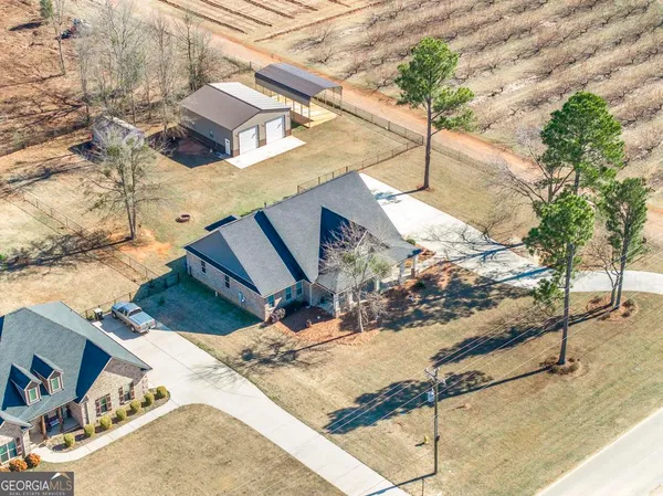 $430,000 | 800 John E Sullivan Road, Byron, GA 31008