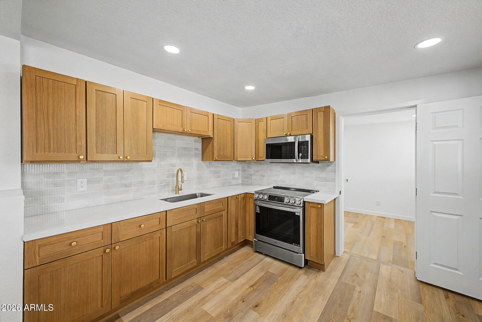 3941 West Hubbell Street Phoenix, AZ 85009 - Photo 8 of 32 08 - Hubbell