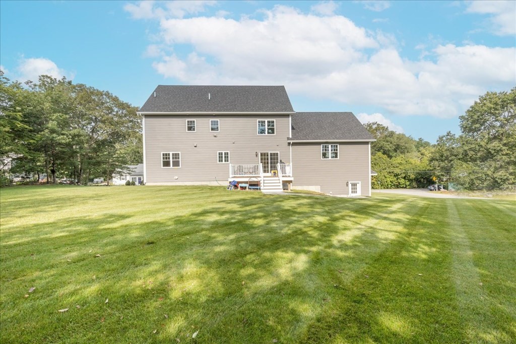 27 Burt Road Wilmington, MA 01887 - Photo 39 of 42 Gallery Image 39