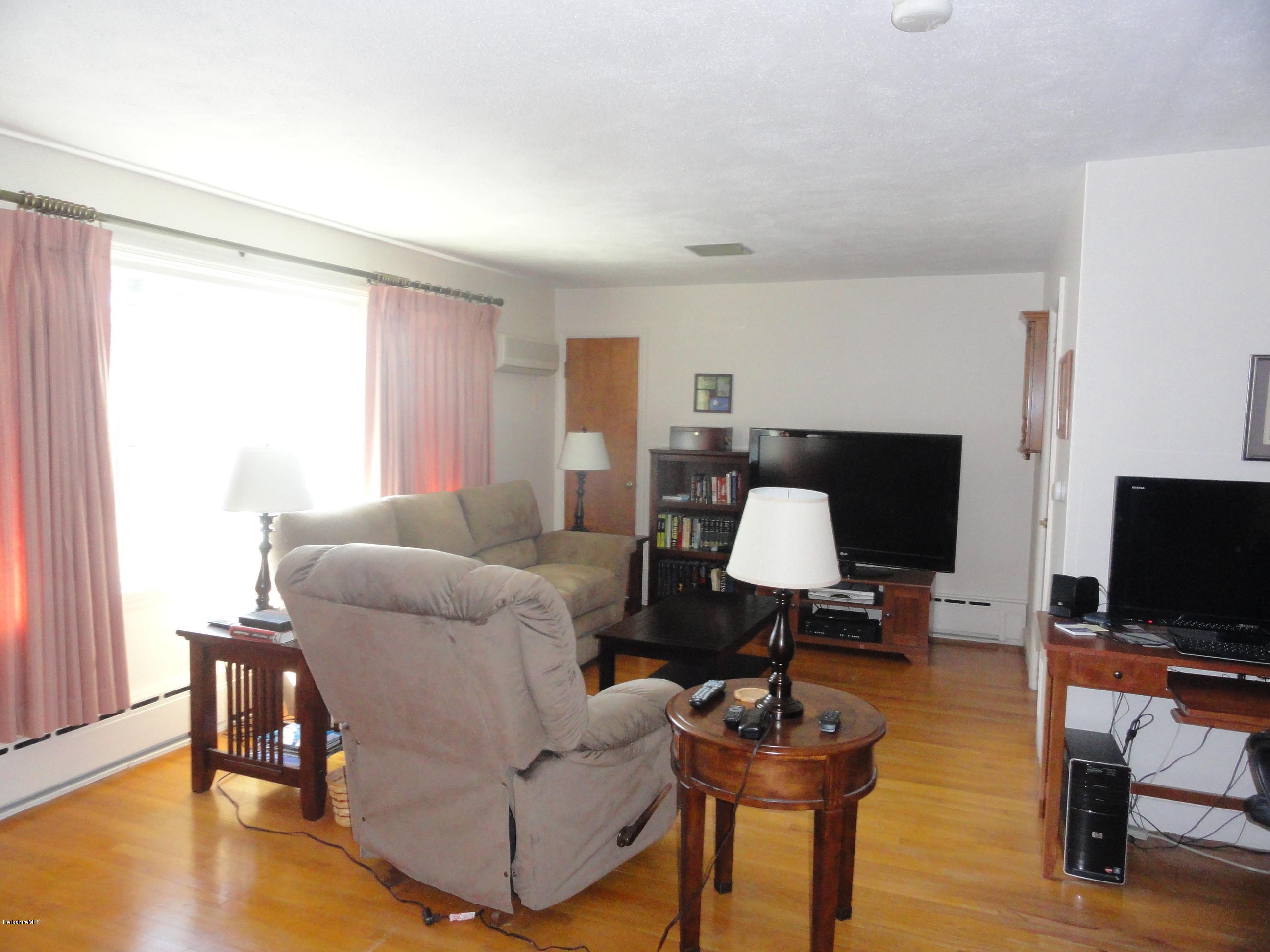 64 Kittredge Road Pittsfield, MA 01201 - Photo 5 of 13 DSC04905