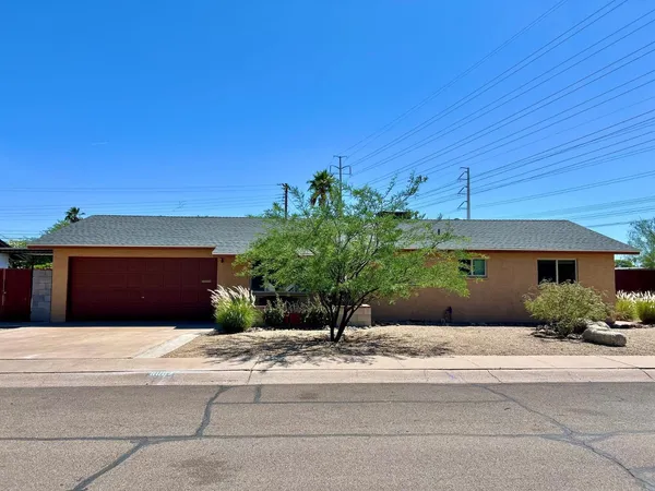 $2,895 | 6607 East Sheridan Street, Scottsdale, AZ 85257