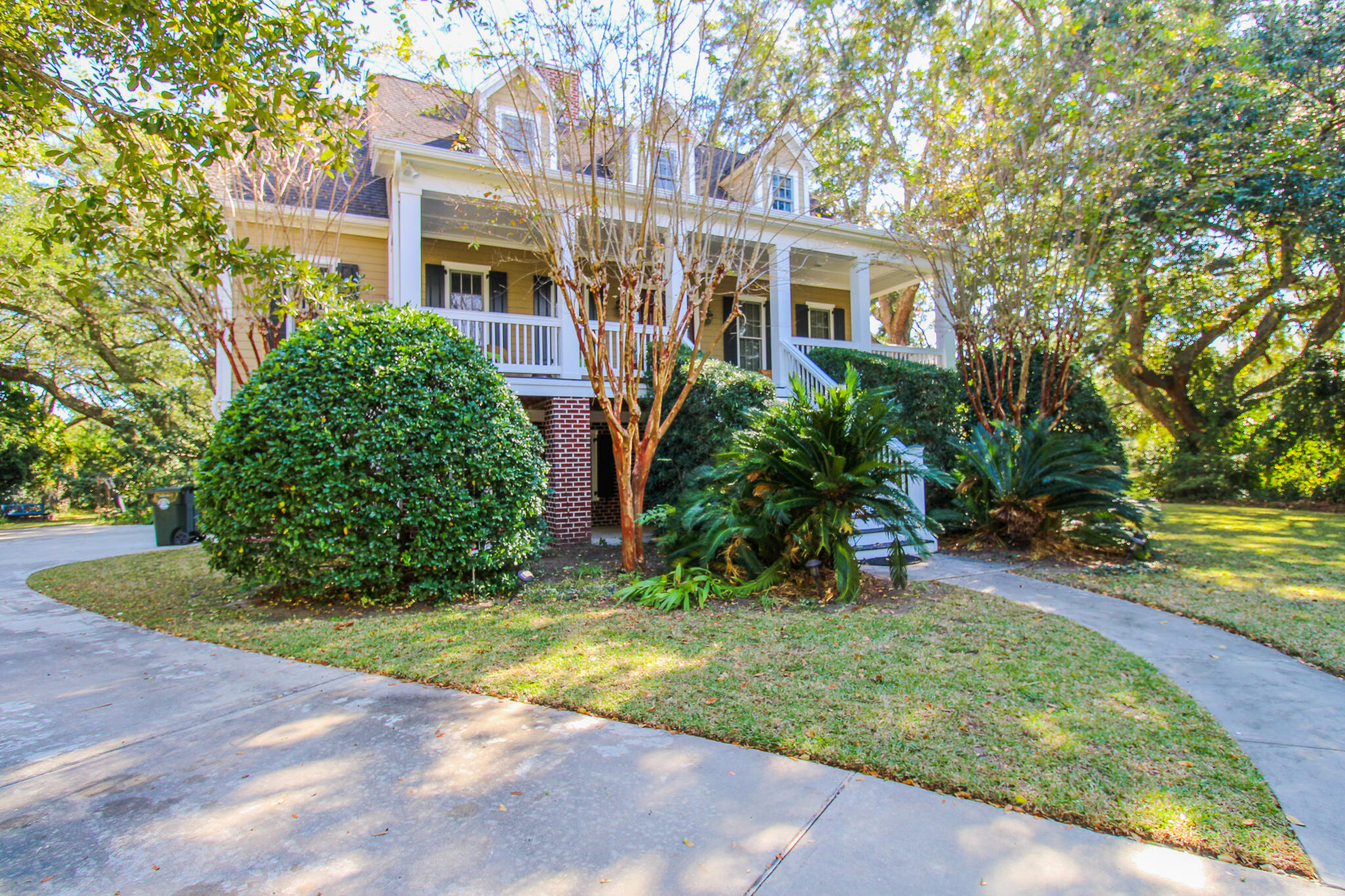 1666 Back Creek Road Charleston, SC 29412 - Photo 2 of 34 47D4C7F6-09A6-4E6A-9FAA-C21DAD641B67