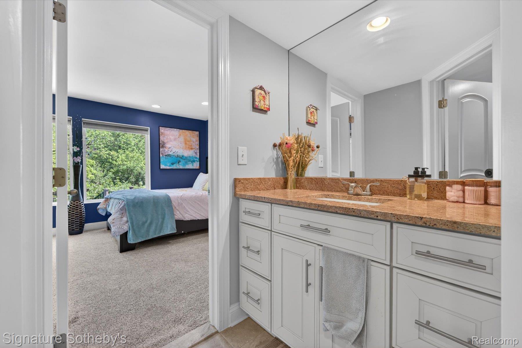 30650 Lahser Road Franklin, MI 48025 - Photo 39 of 93 032-30650-Lahser-Rd-Beverly-Hills-MI-48025-WindowStill.jpg