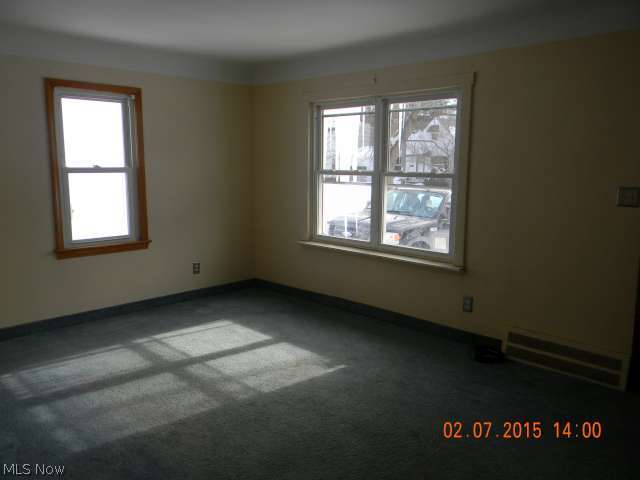 16005 Corkhill Road Maple Heights, OH 44137 - Photo 4 of 14 Gallery Image 4