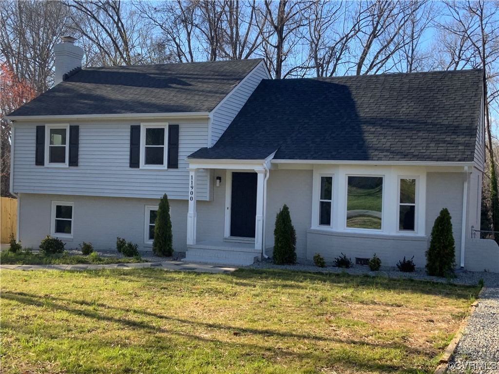 11900 Deerhurst Drive Midlothian, VA 23113 - Photo 4 of 33 a view of a house with patio