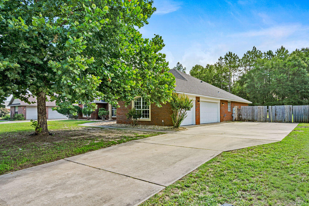 6083 Dragonfly Way Crestview, FL 32536 - Photo 3 of 57 DSC00931
