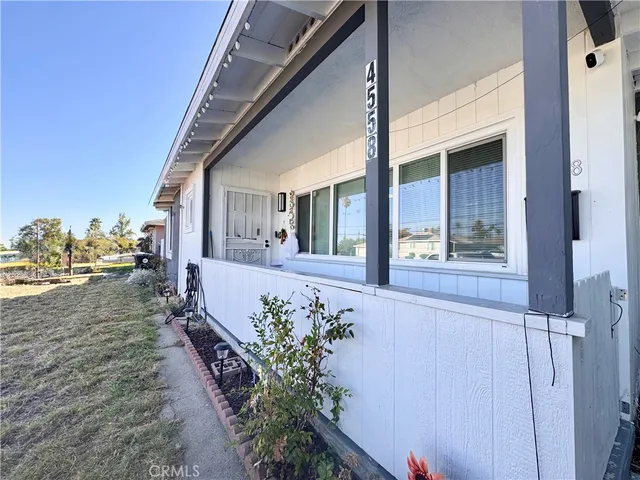 a view of a entryway of the house
