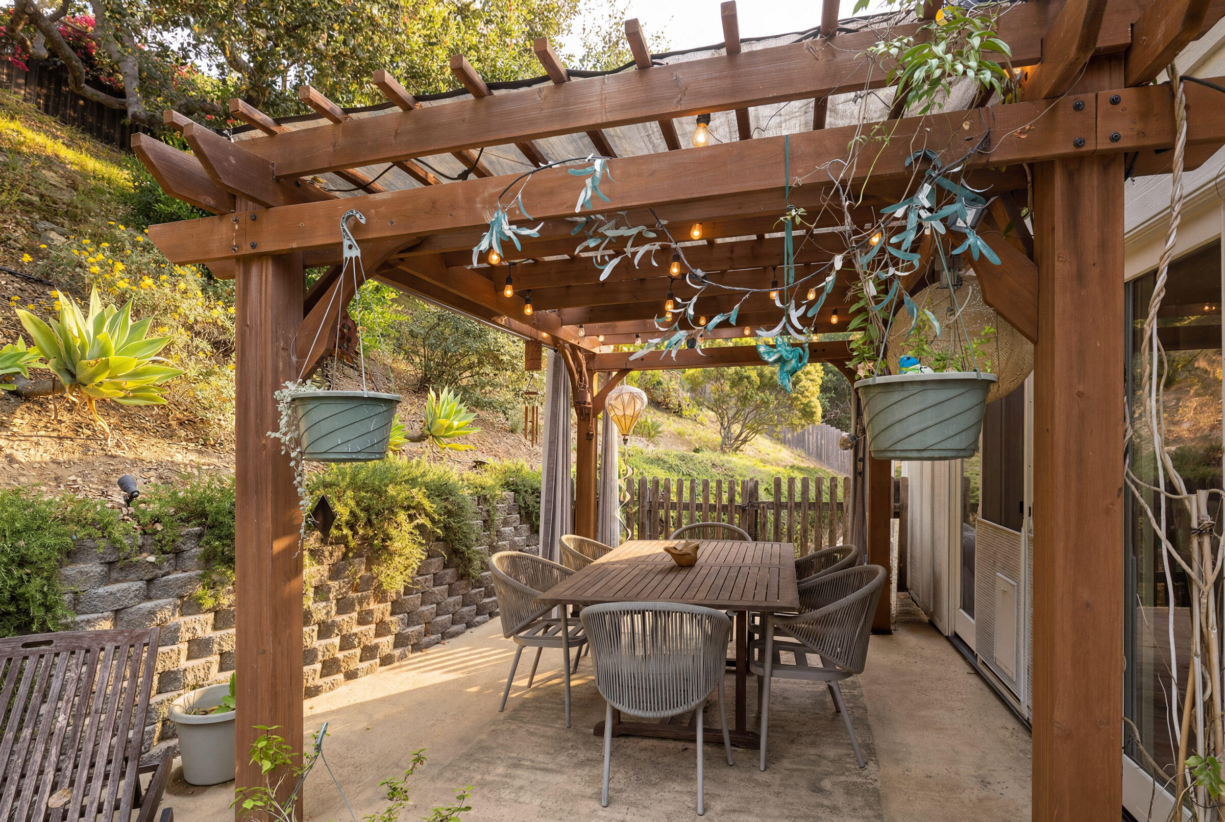 1352 Manitou Road Santa Barbara, CA 93101 - Photo 14 of 27 a view of a chairs and table in the patio