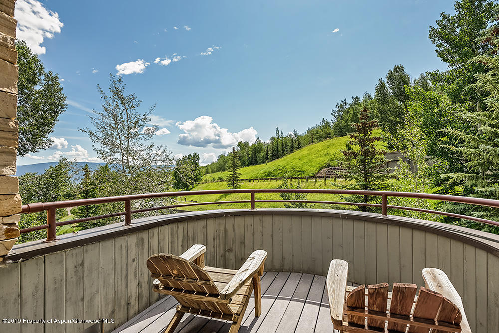 381 Ridge Road, Unit B2 Snowmass Village, CO 81615 - Photo 19 of 27 Guest Bedroom Deck