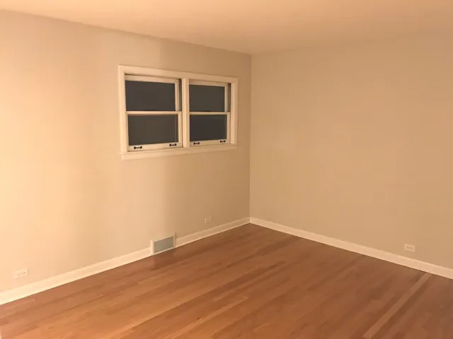 $2,500 | 819 Tomawadee Drive, Park Ridge, IL 60068