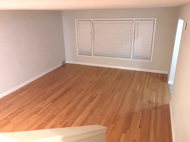 $2,500 | 819 Tomawadee Drive, Park Ridge, IL 60068