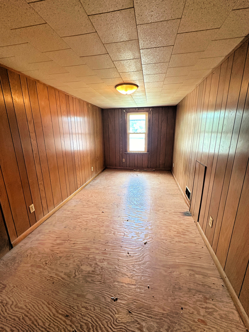 907 Lowden Road Streator, IL 61364 - Photo 23 of 28 Gallery Image 23