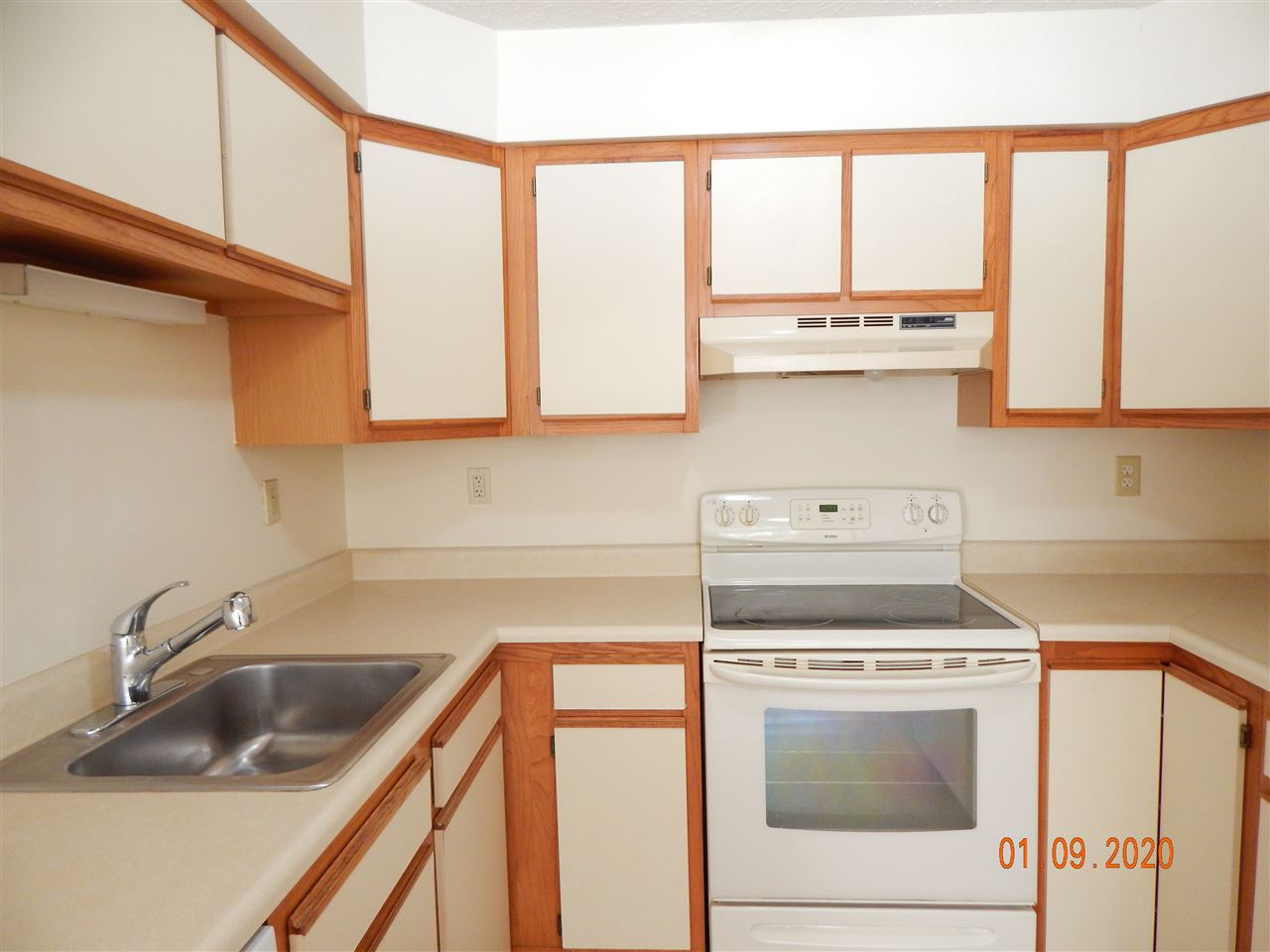 1991 Bodwell Road, Unit 2 Manchester, NH 03109 - Photo 6 of 36