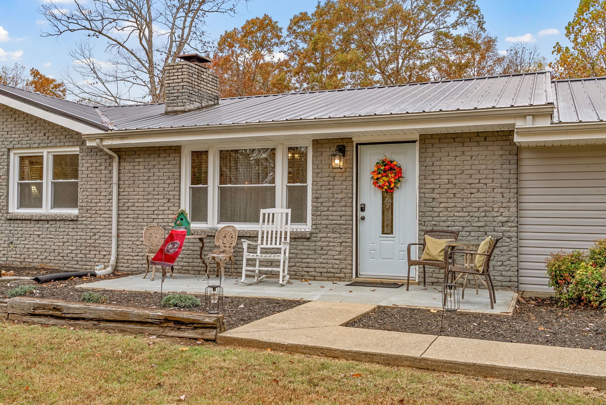 2126 Foster Road Cumberland Furnace, TN 37051 - Photo 8 of 42 a front view of a house with garden