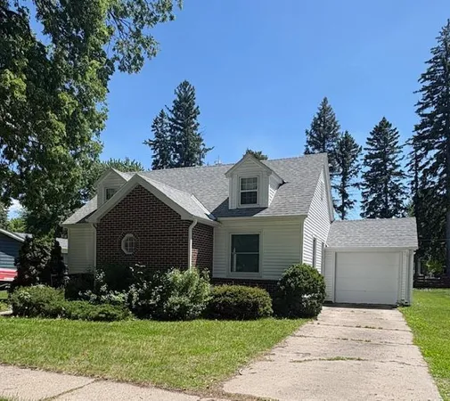 $149,900 | 808 Grove Avenue, Montevideo, MN 56265