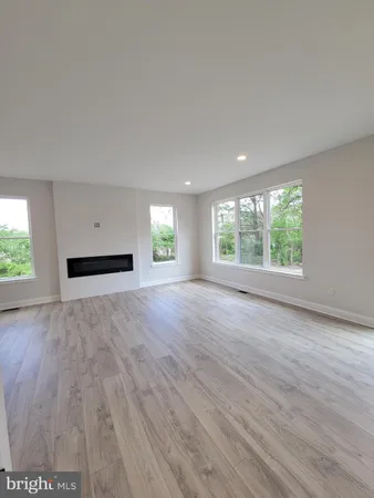 $599,000 | 102 Heatherwood Drive, Vineland, NJ 08360