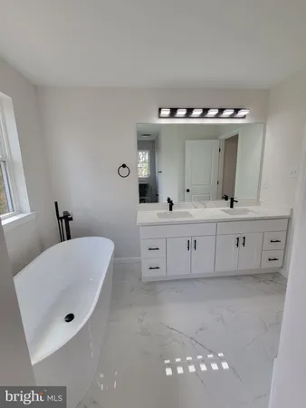 $599,000 | 102 Heatherwood Drive, Vineland, NJ 08360