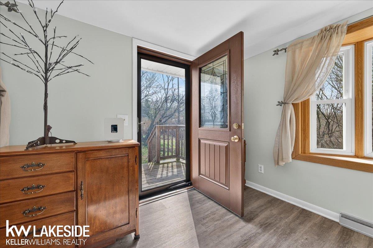 1235 Farnsworth Road Lapeer, MI 48446 - Photo 3 of 29 50204302-ce335f47-9b1f-445b-ae32-33ec0b63cbf8.JPG