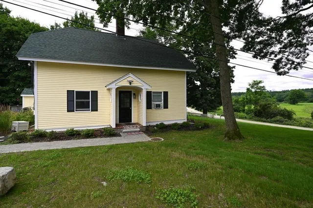 $1,900 | 175 Millwood Street, Unit F1, Framingham, MA 01701