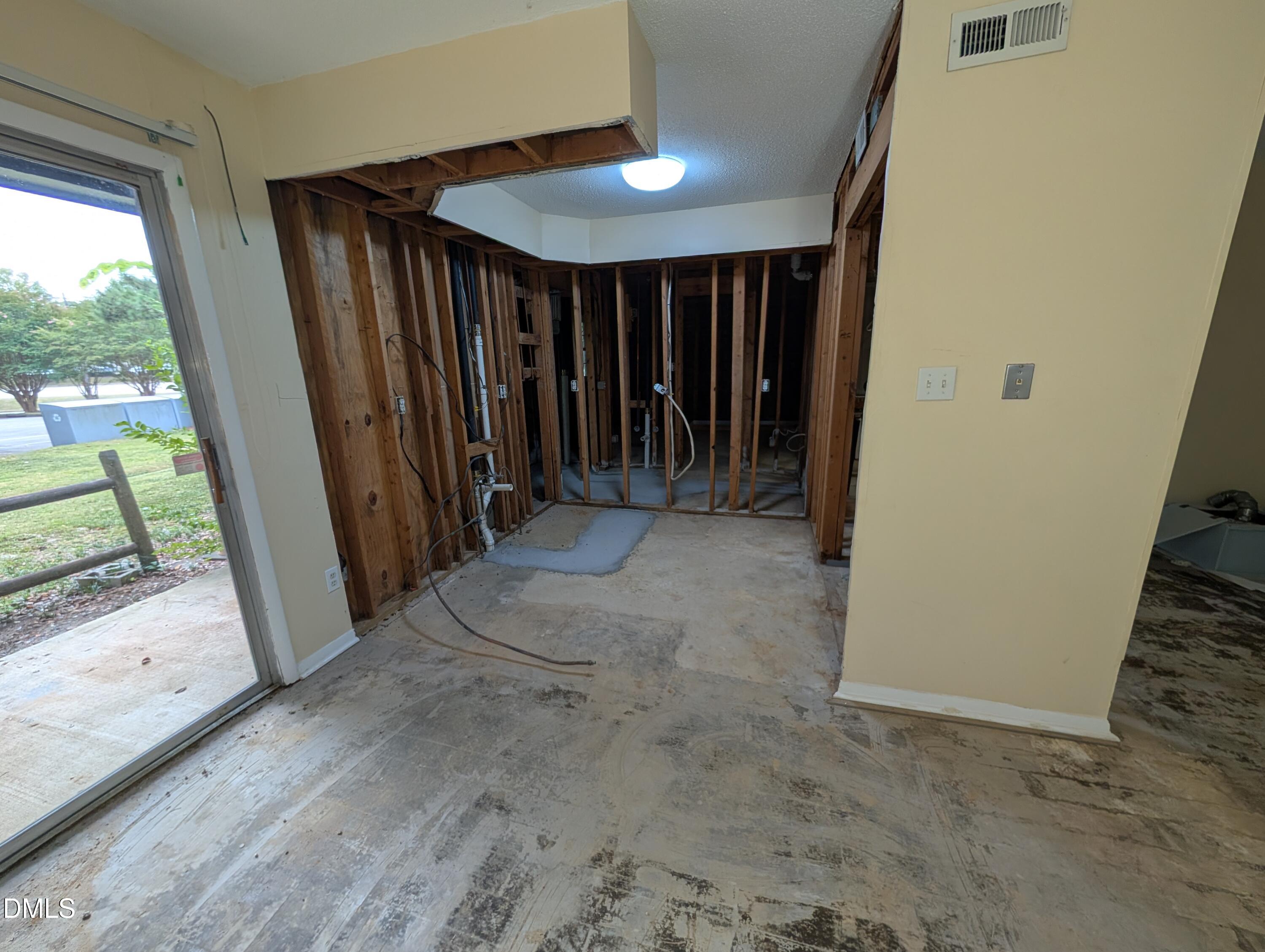 5800 Falls Of Neuse Road, Unit B Raleigh, NC 27609 - Photo 3 of 21 PXL_20250915_141153425