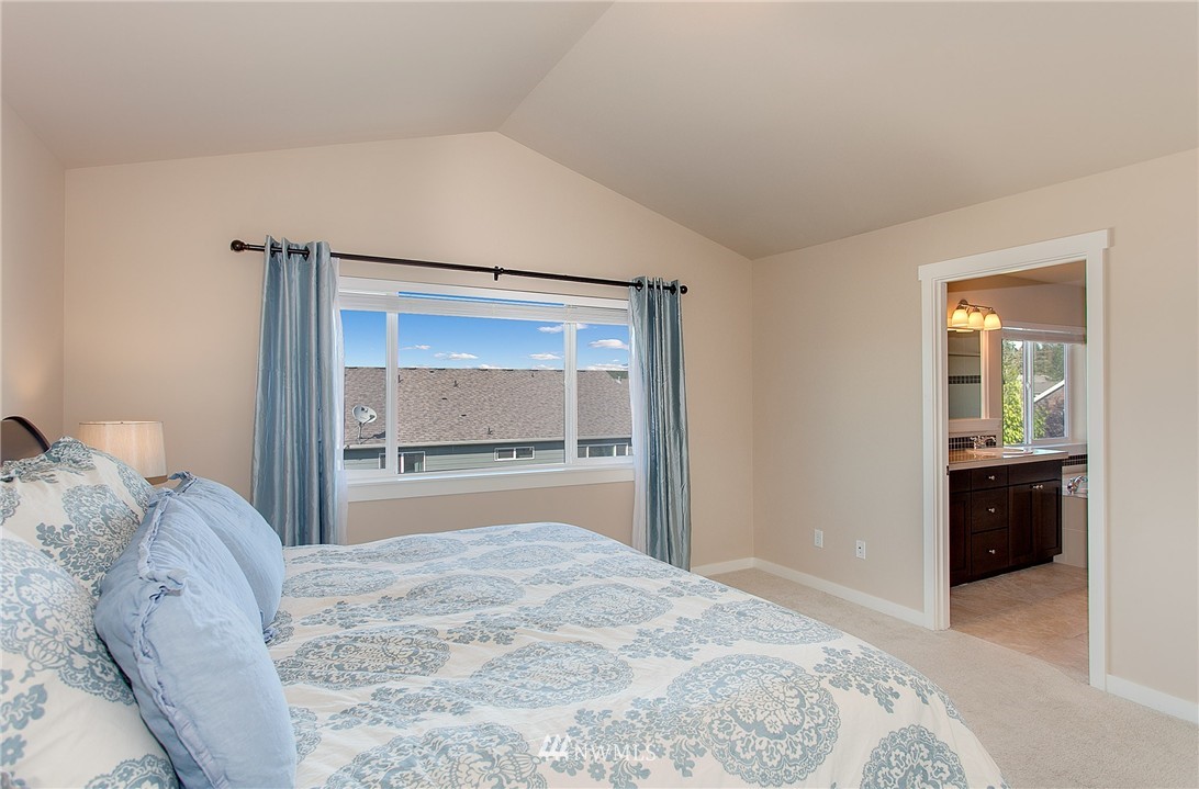 3915 185th Place Southeast Bothell, WA 98012 - Photo 13 of 22 Gallery Image 13