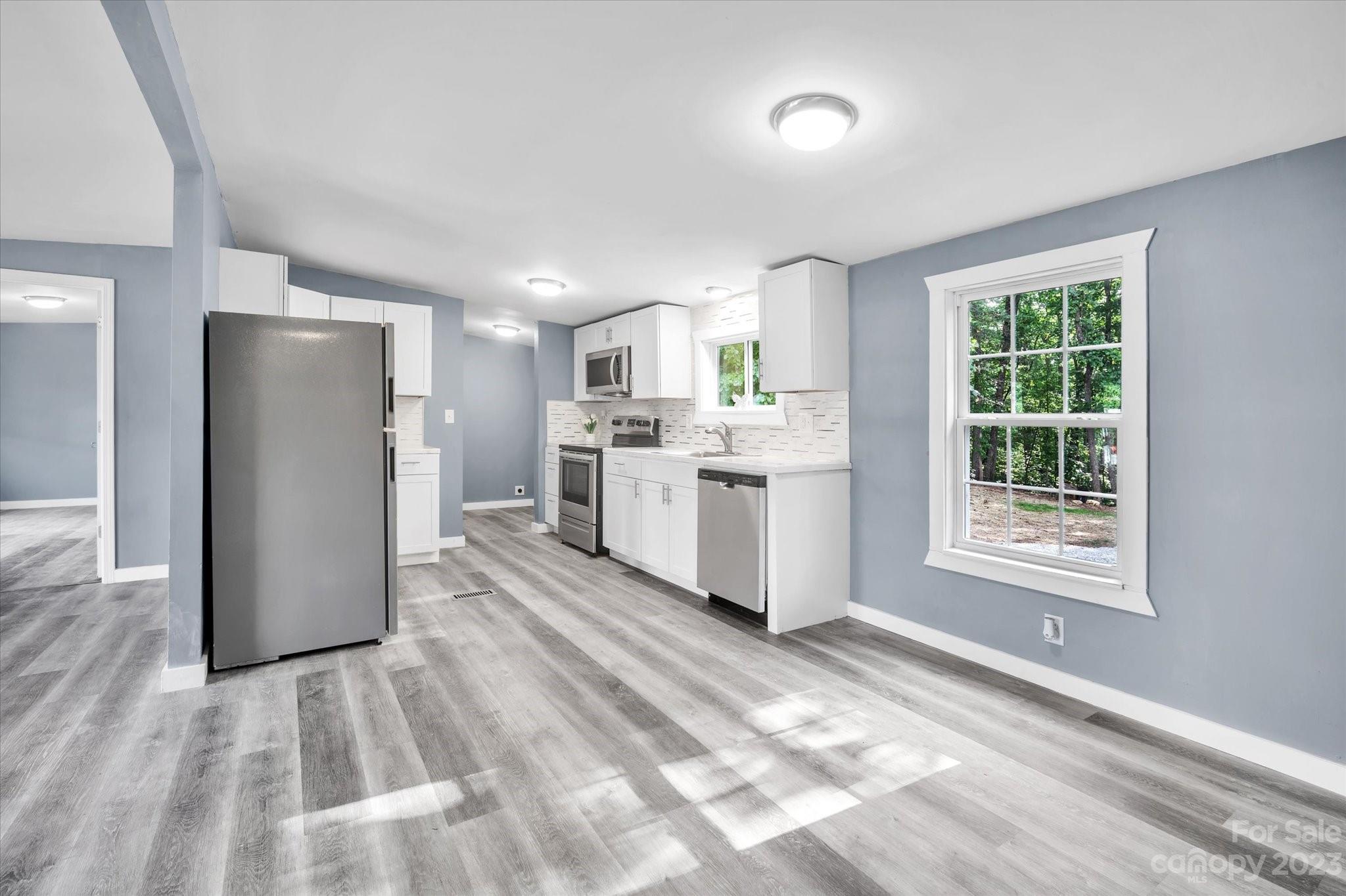 1109 Deer Park Road Nebo, NC 28761 - Photo 11 of 41 Gallery Image 11