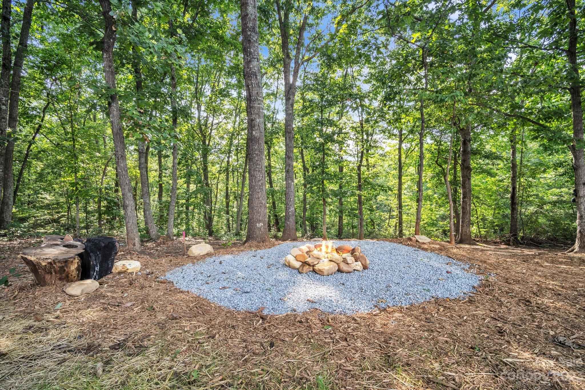 1109 Deer Park Road Nebo, NC 28761 - Photo 34 of 41 Gallery Image 34