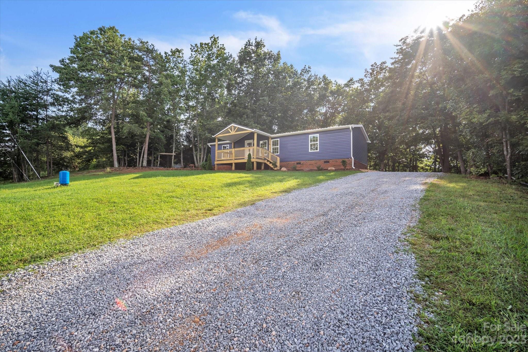 1109 Deer Park Road Nebo, NC 28761 - Photo 38 of 41 Gallery Image 38