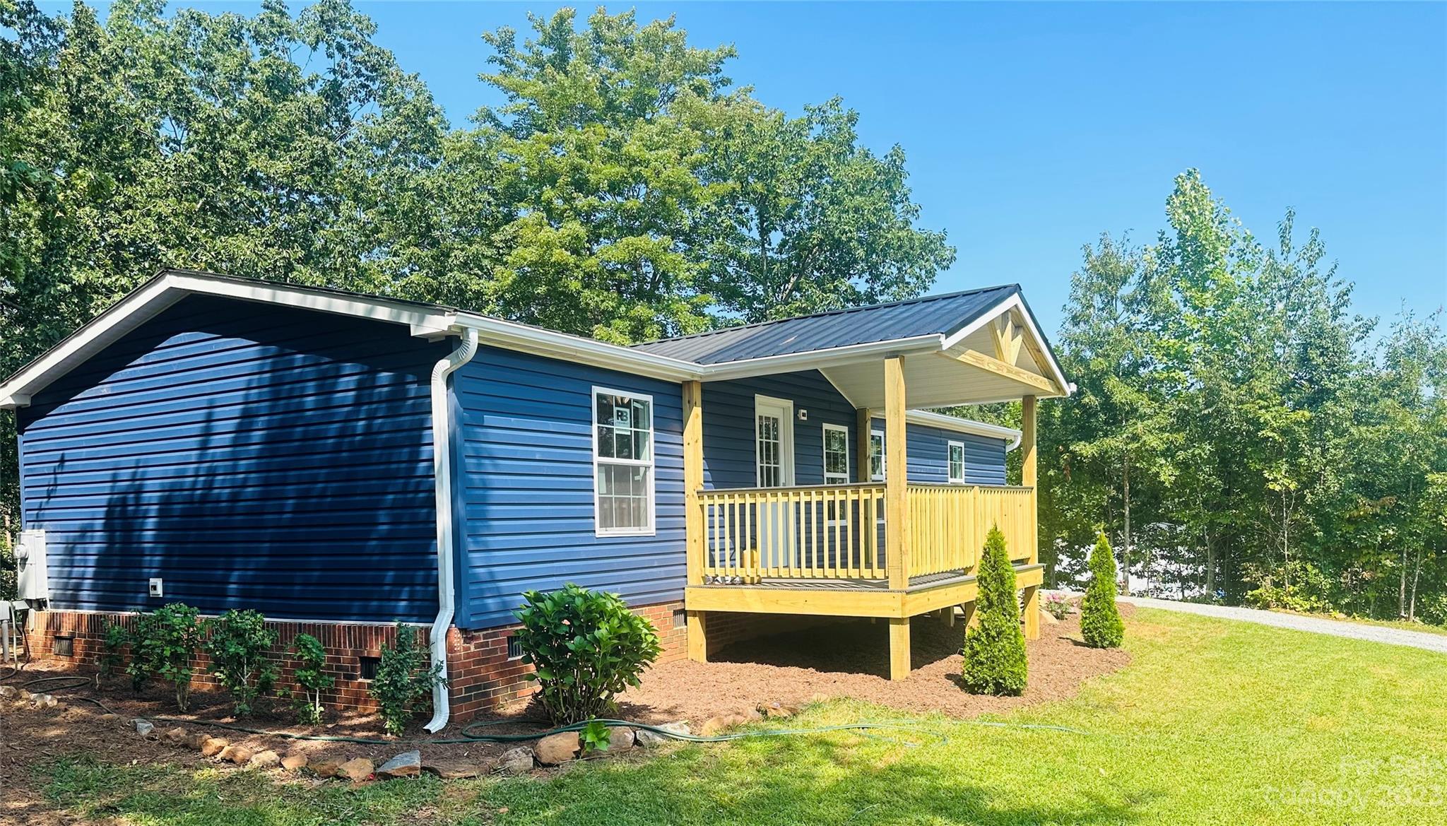 1109 Deer Park Road Nebo, NC 28761 - Photo 5 of 41 Gallery Image 5