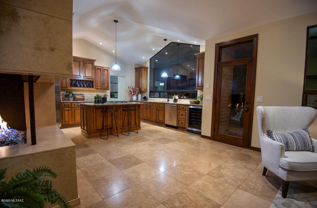801 East Rudasill Road Tucson, AZ 85718 - Photo 9 of 32 Gallery Image 9