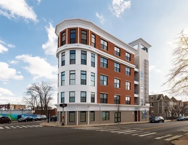 $4,500 | 70 Prospect Street, Unit 403, Somerville, MA 02143