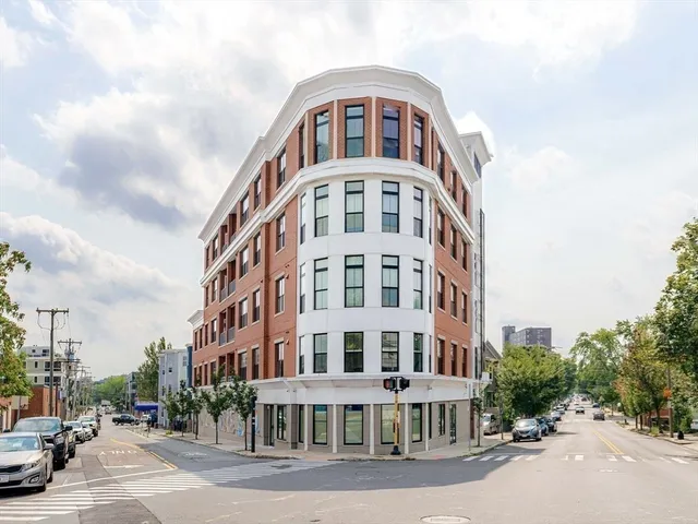 $4,500 | 70 Prospect Street, Unit 403, Somerville, MA 02143