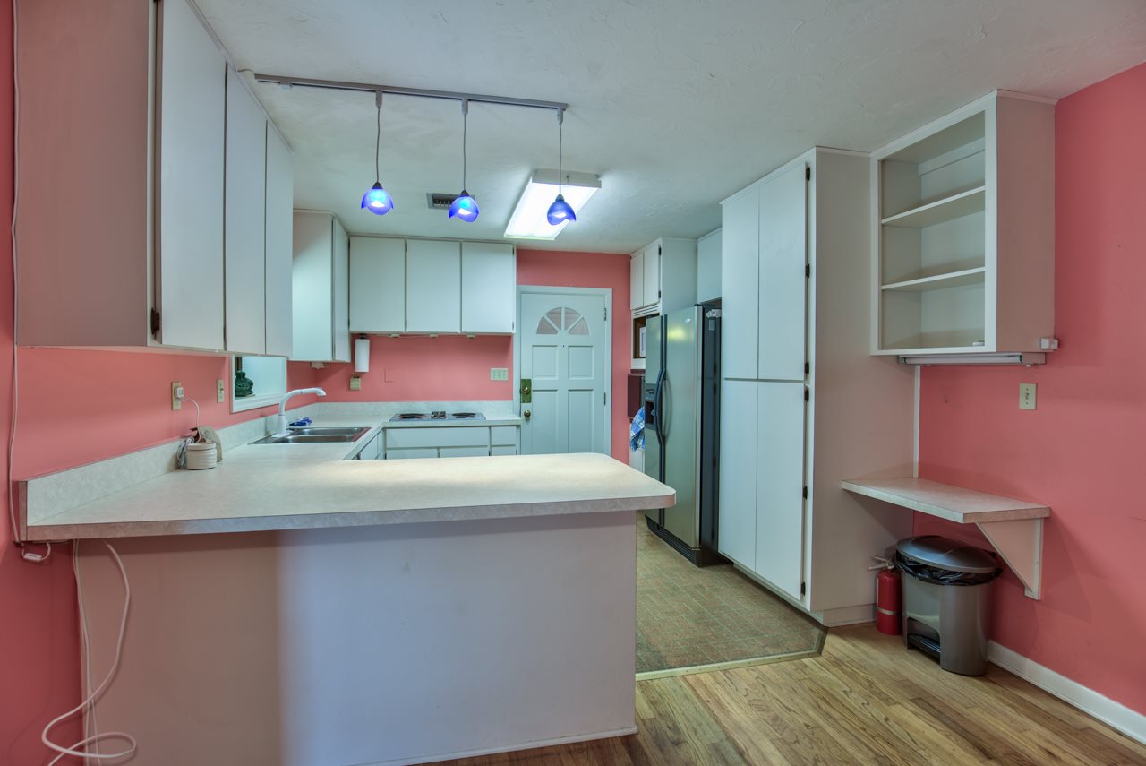 3240 Robinhood Road Tallahassee, FL 32312 - Photo 8 of 36 Gallery Image 8