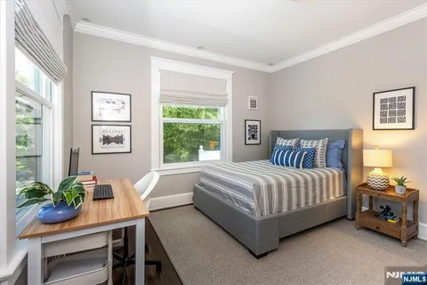 $2,850,000 | 380 Ridgewood Avenue, Glen Ridge, NJ 07028