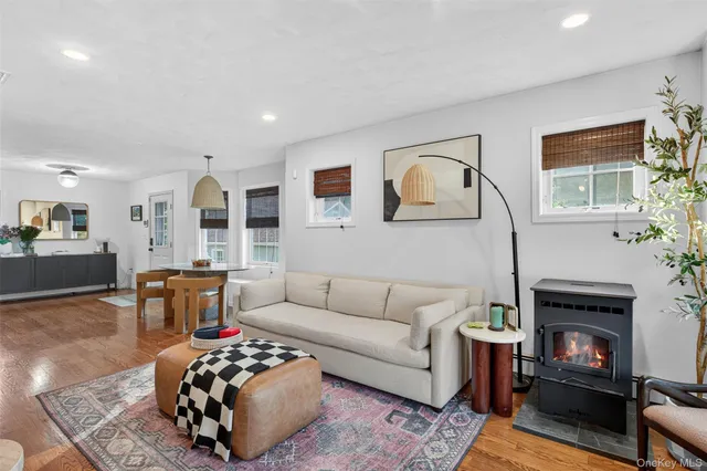 $449,900 | 1597 Highway 17K, Montgomery, NY 12549