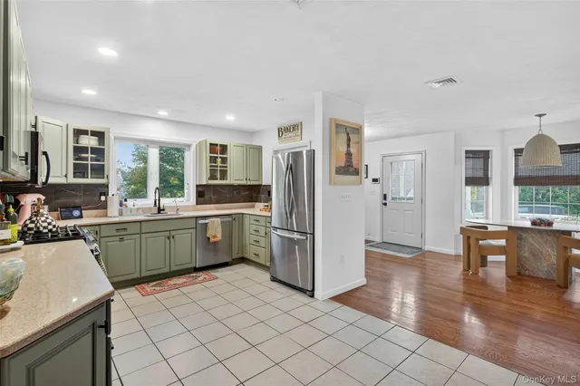 $449,900 | 1597 Highway 17K, Montgomery, NY 12549