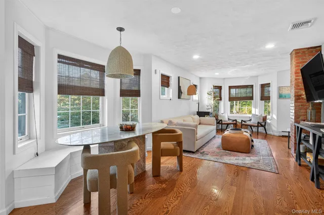 $449,900 | 1597 Highway 17K, Montgomery, NY 12549