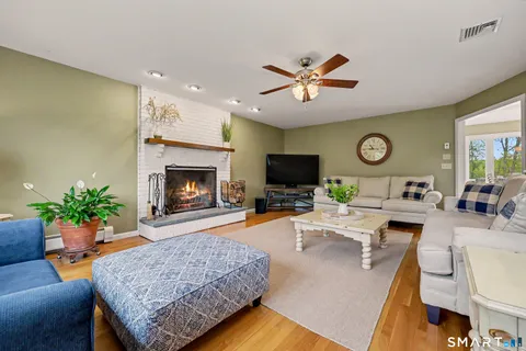 $1,025,000 | 49 Georges Lane, Monroe, CT 06468