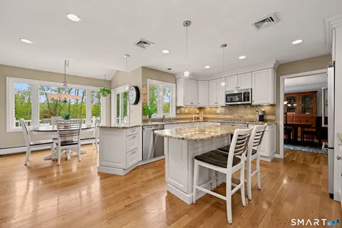 $1,025,000 | 49 Georges Lane, Monroe, CT 06468