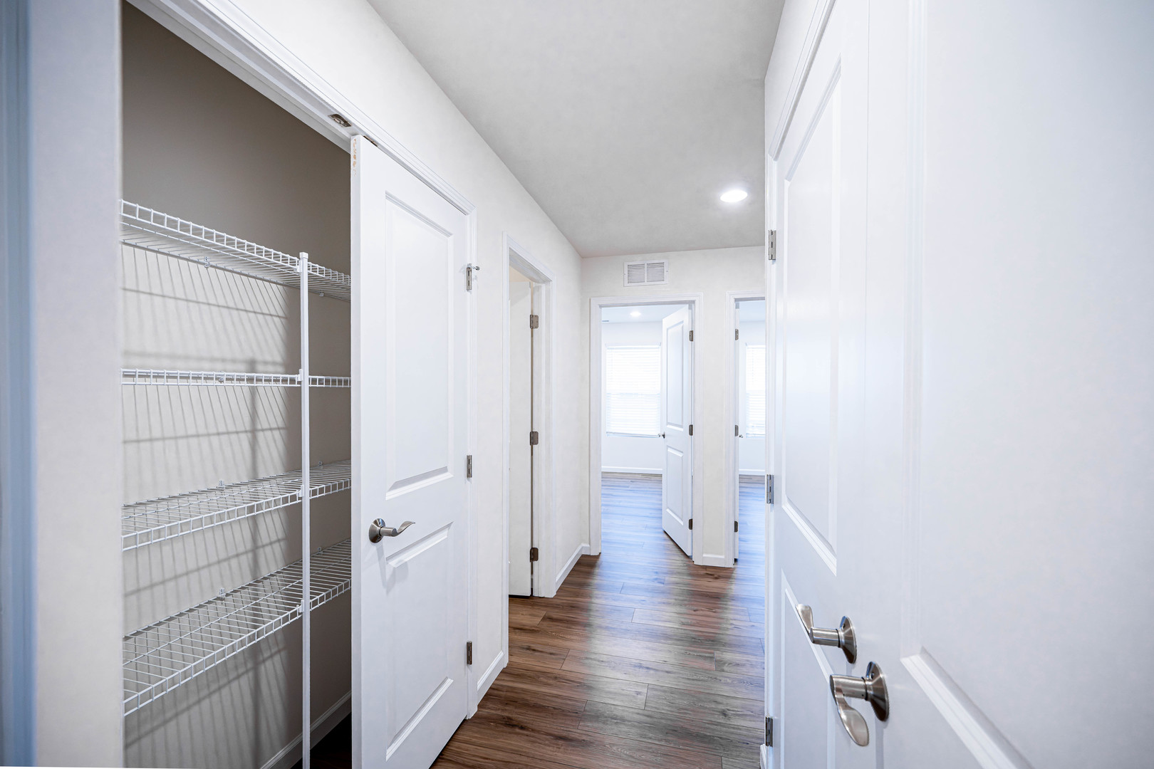 2544 Talishot Road Naperville, IL 60564 - Photo 20 of 24 Gallery Image 20