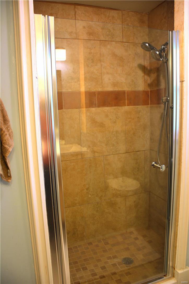 355 Eureka Road Eureka, MO 63025 - Photo 12 of 25 Gallery Image 12
