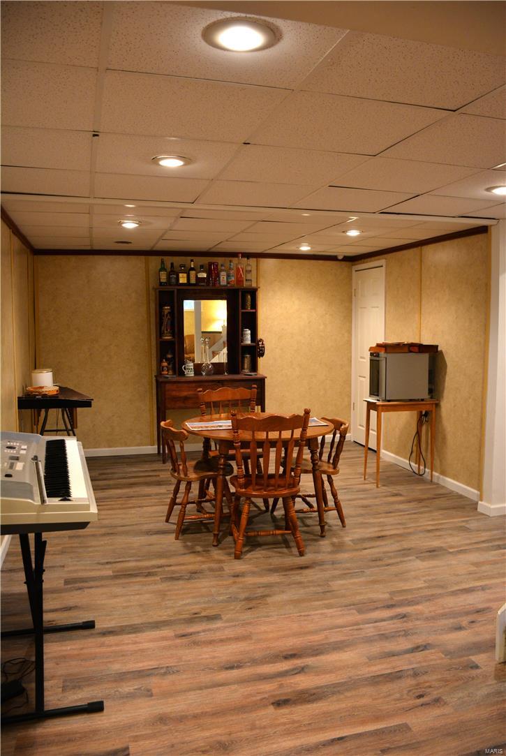 355 Eureka Road Eureka, MO 63025 - Photo 20 of 25 Gallery Image 20