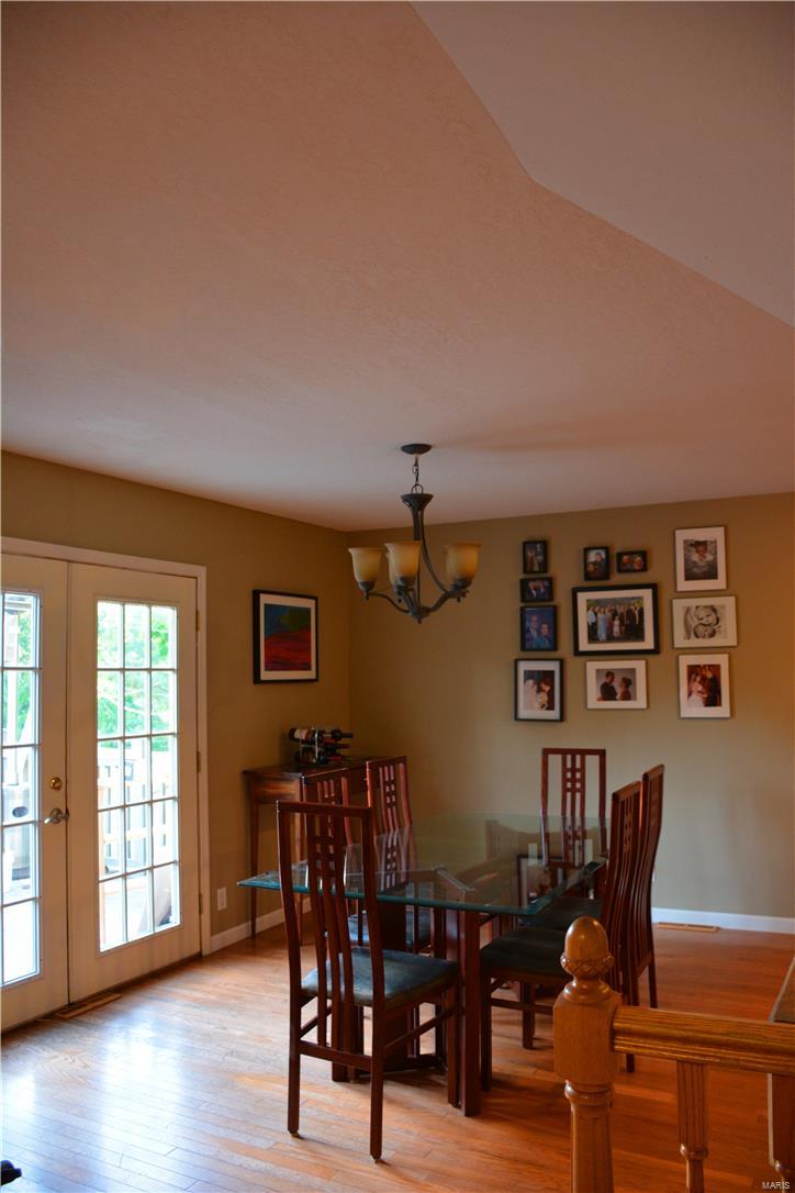 355 Eureka Road Eureka, MO 63025 - Photo 8 of 25 Gallery Image 8