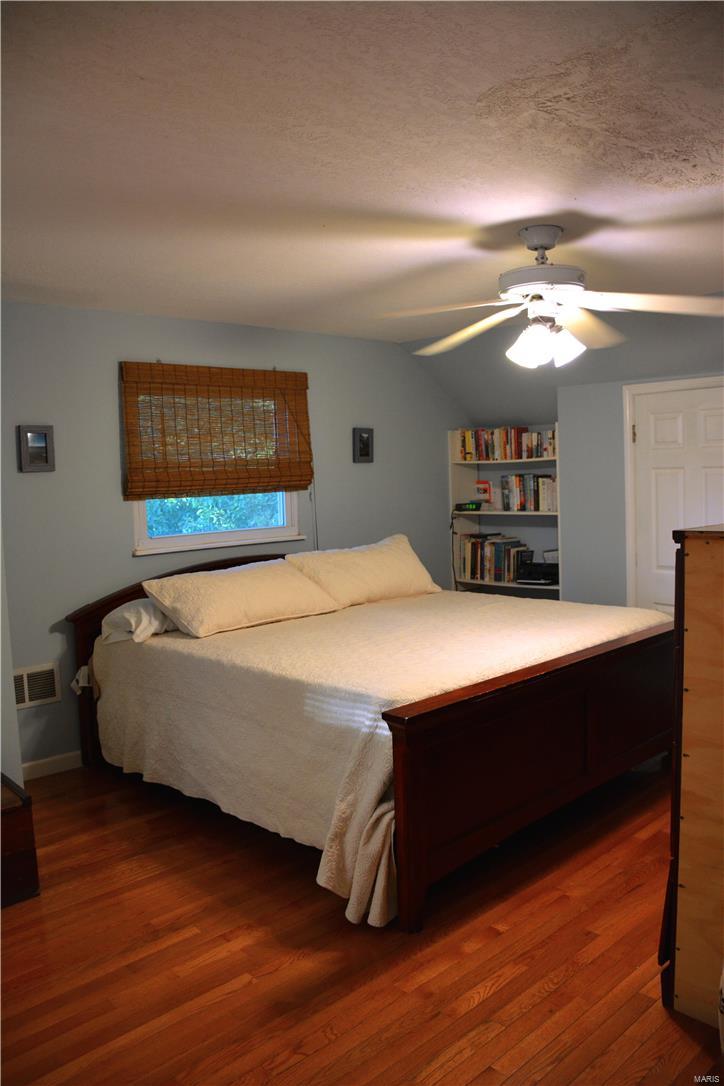 355 Eureka Road Eureka, MO 63025 - Photo 10 of 25 Gallery Image 10
