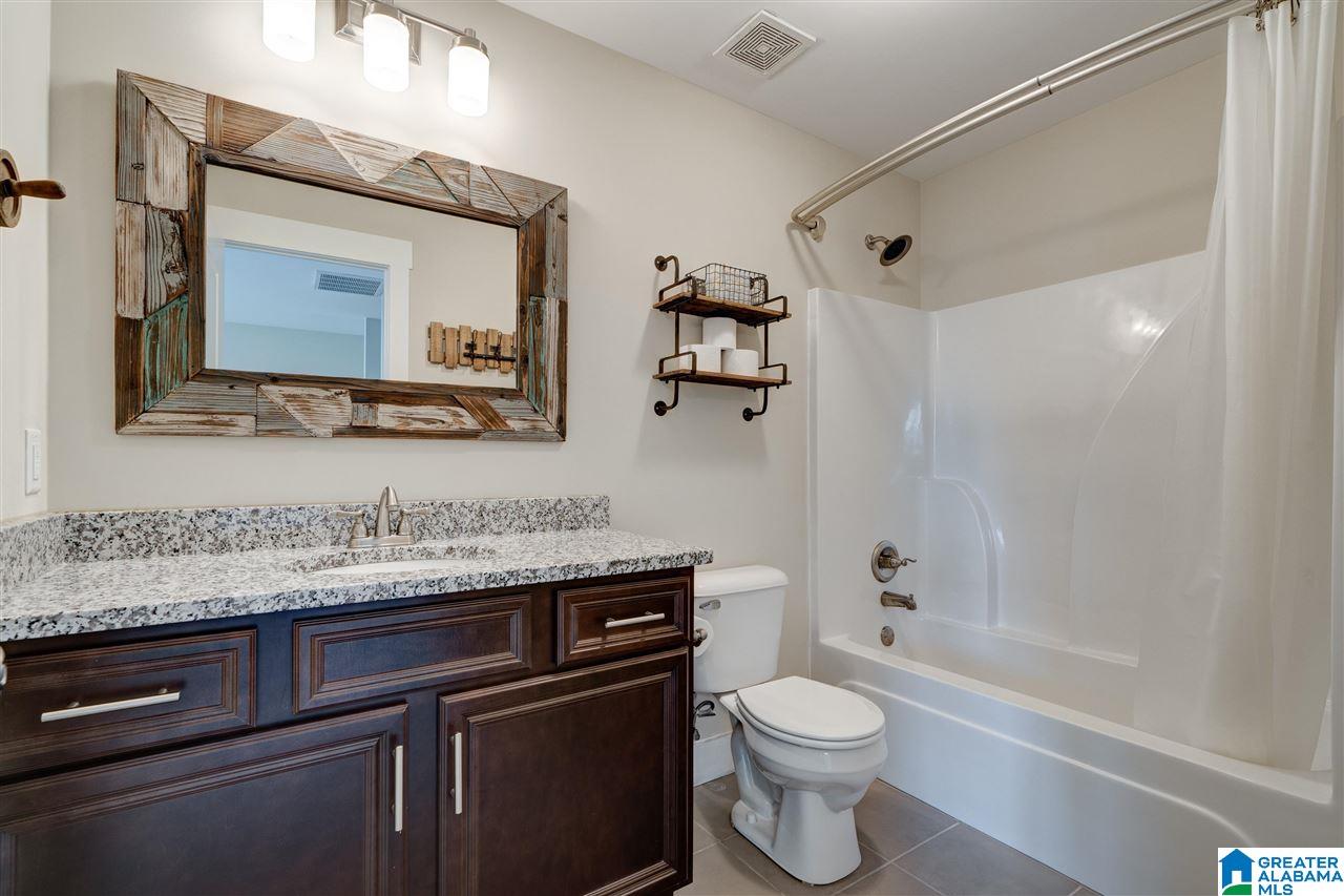 968 Valley Circle Leeds, AL 35094 - Photo 18 of 23