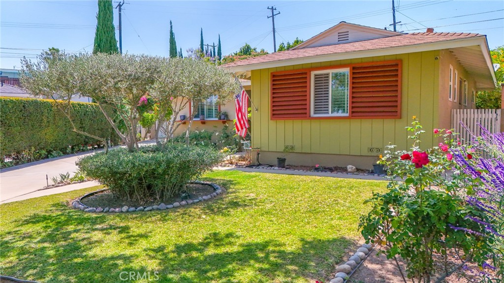 14537 Gandesa Road La Mirada, CA 90638 - Photo 2 of 41 Front