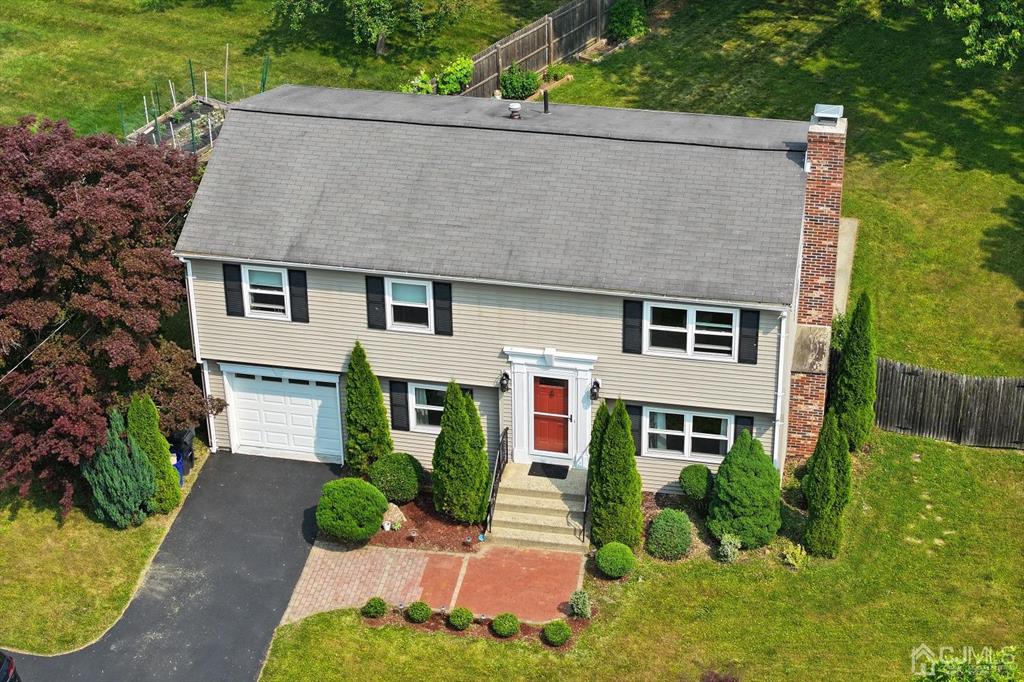 53 Edgemere Avenue Plainsboro, NJ 08536 - Photo 4 of 39 front view of a house with a yard