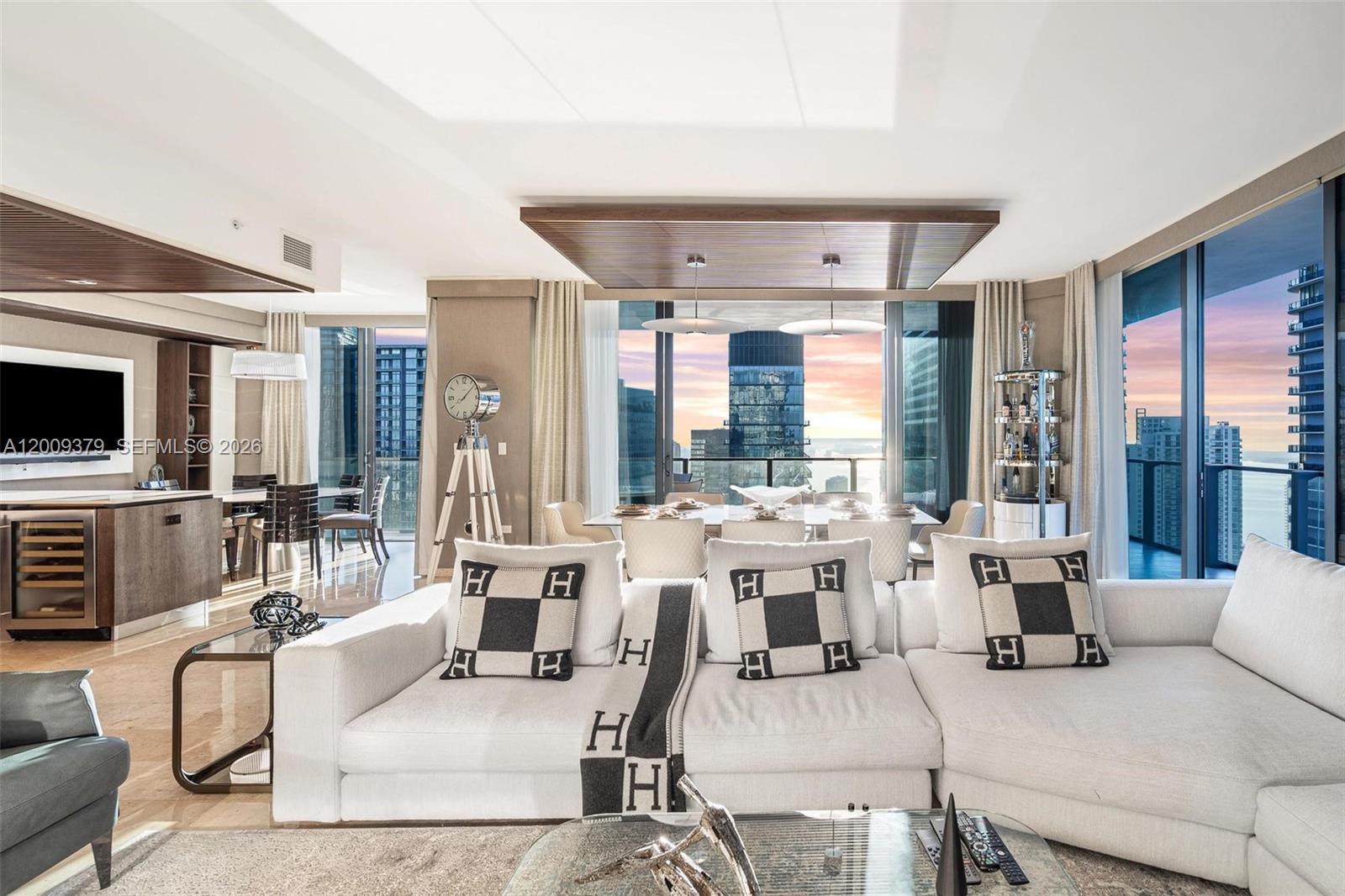 88 Southwest 7th Street, Unit 3801 Miami, FL 33130 - Photo 12 of 87